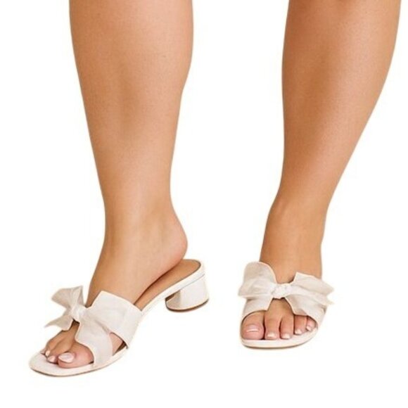 Coutgo Sandals Size 7.5 White Bow Block Heel Chic & Stylish Footwear Womens - Picture 1 of 9